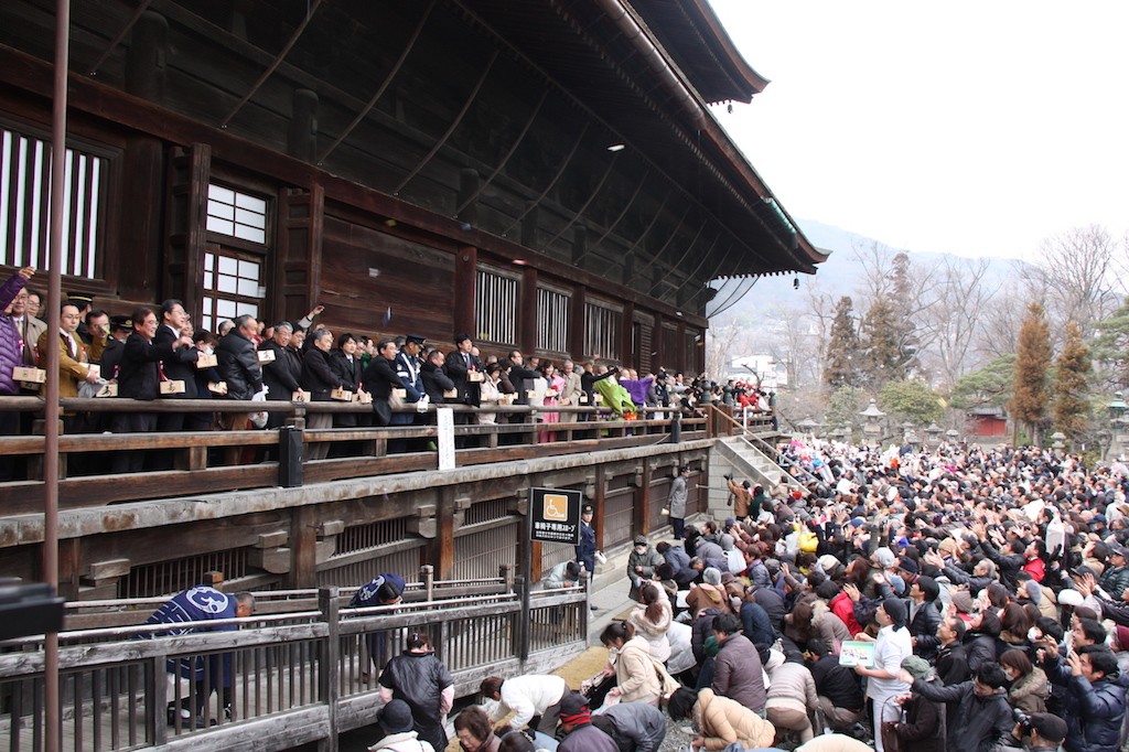 Setsubun, Zenko-ji temple Nagano