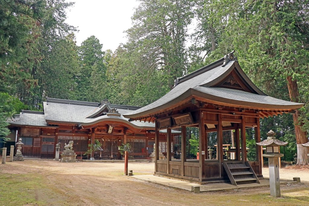 hotaka-shrine-azumino