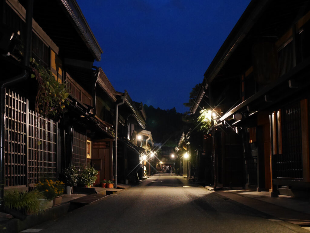 takayama-historic-sannomachi