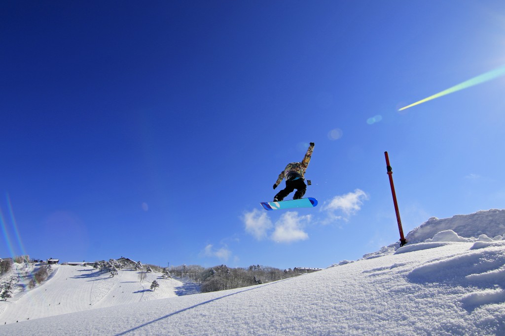 ski-snowboard-winter