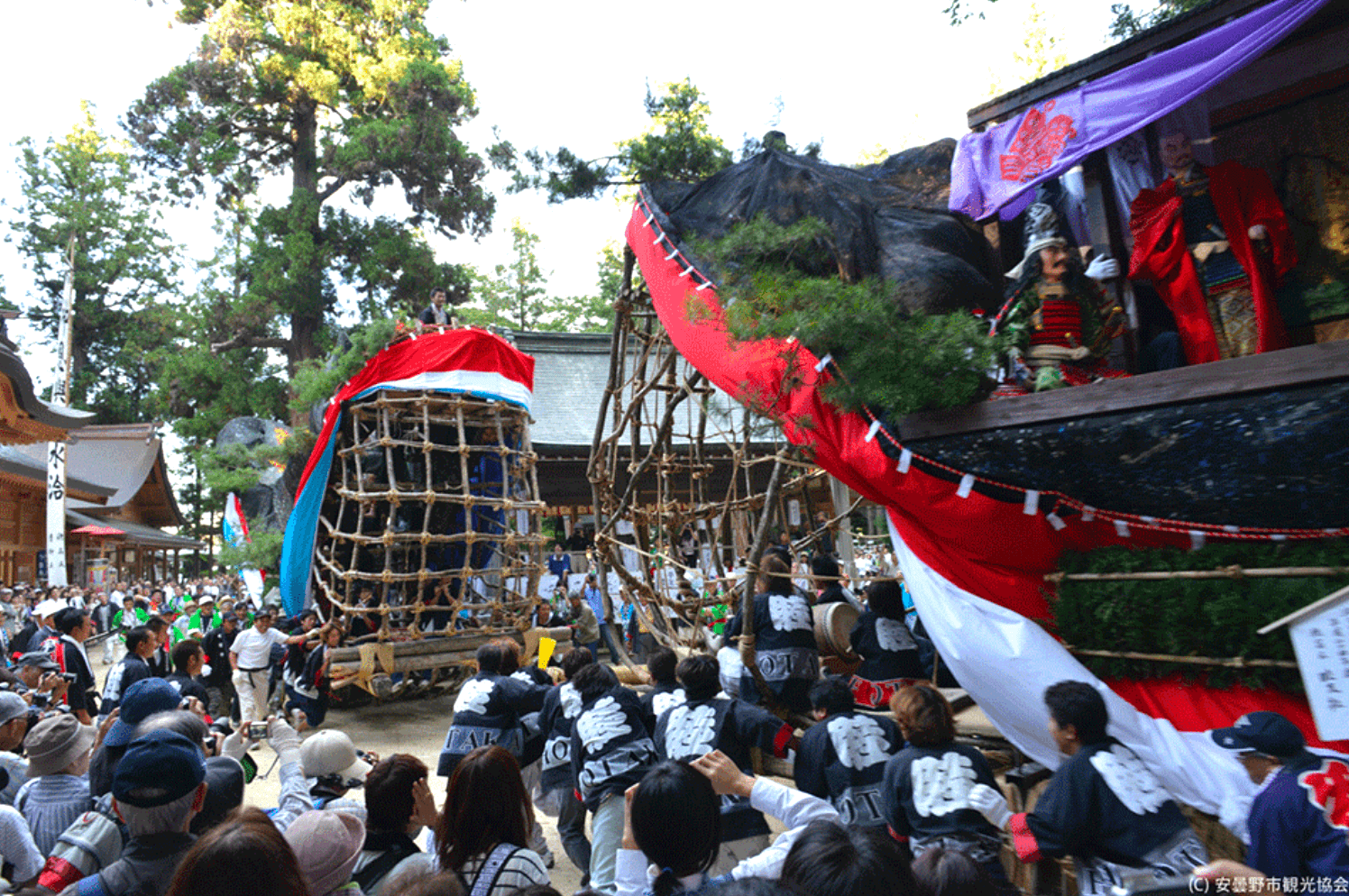 安昙野工艺船巡游