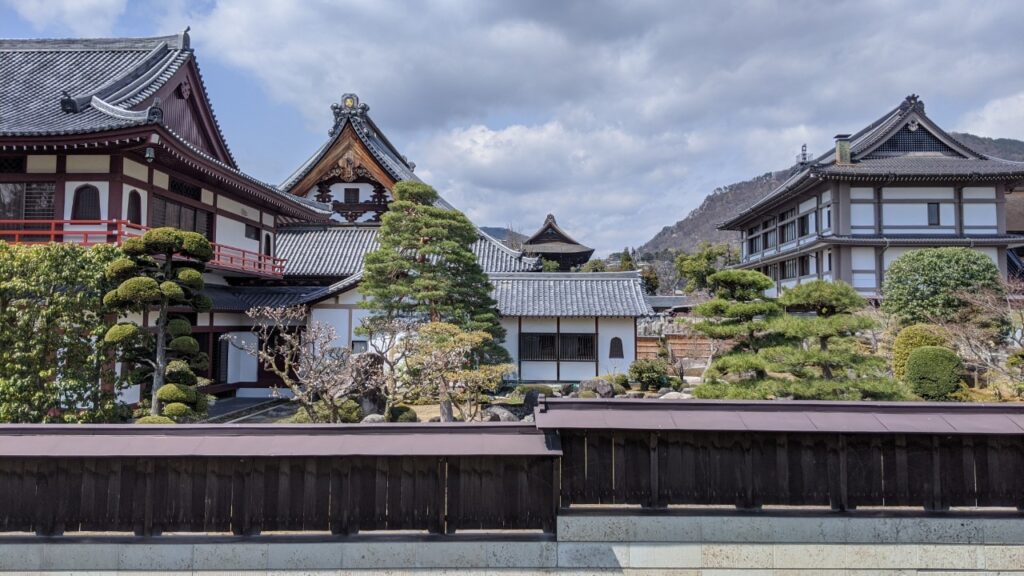 zenkoji-temple