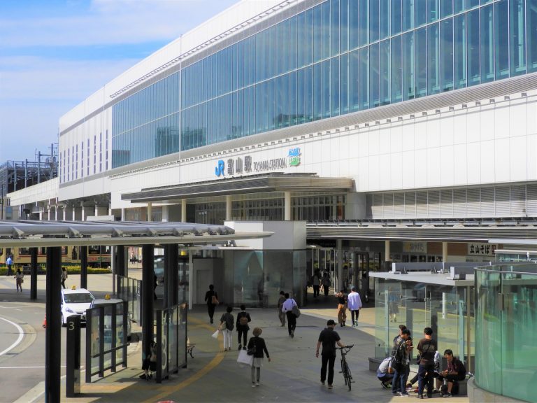 toyama-station