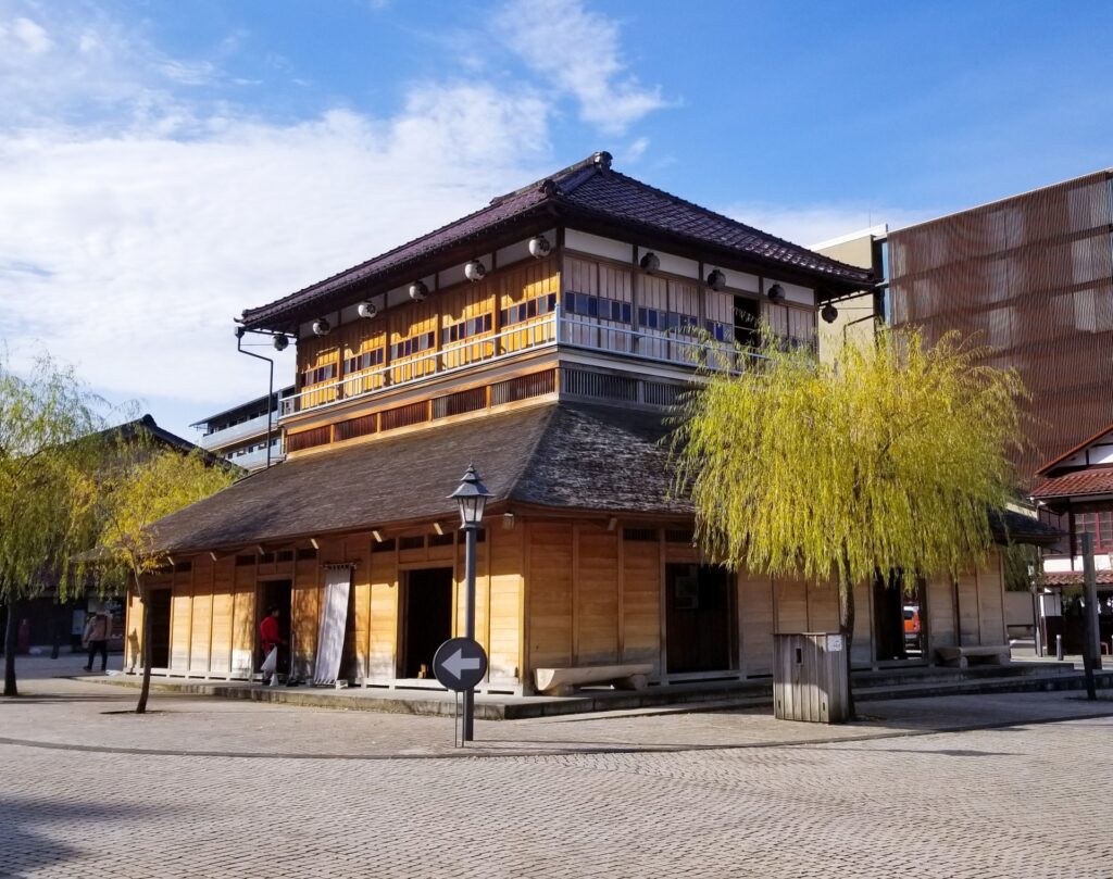 kanazawa-kaga-onsen