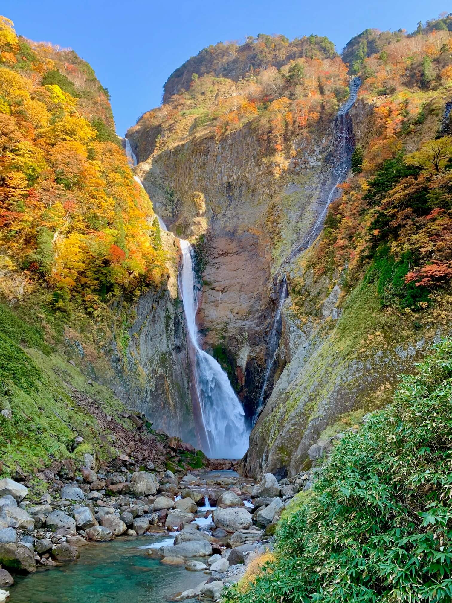 tateyama-shomyo-falls
