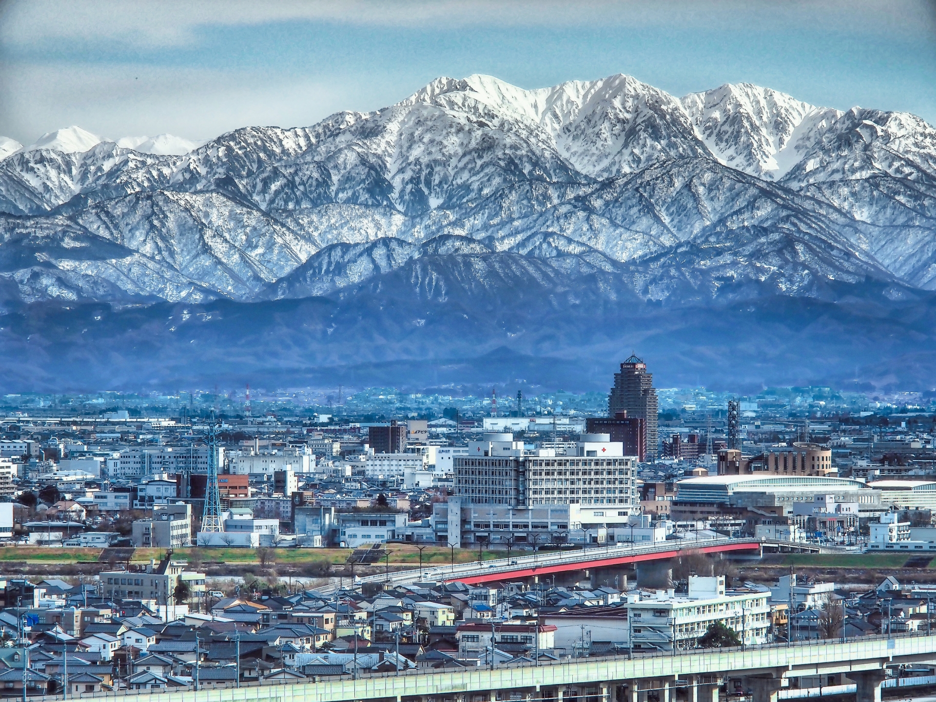 Views of the Tateyema Mountains