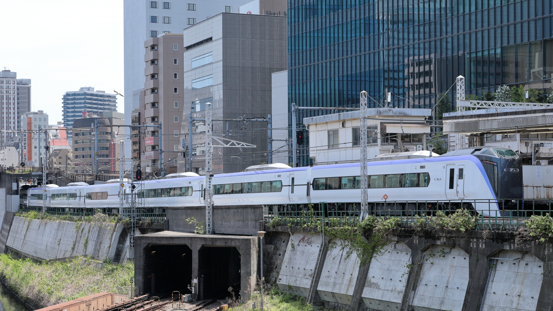 ACCESS SNOW MONKEY RESORTS