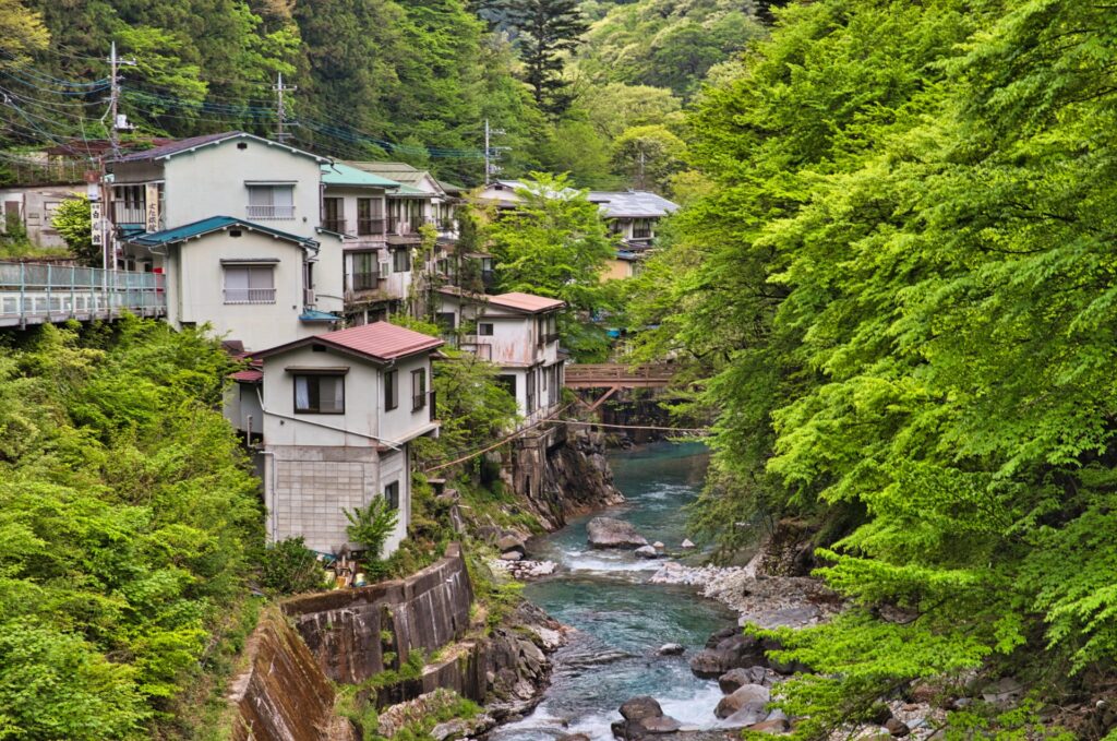 shima-onsen-hot-spring