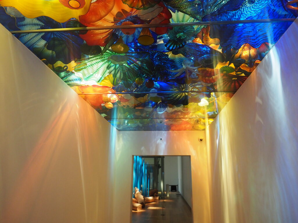 Toyama-Glass-Art-Museum