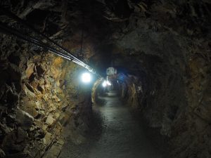 matsushiro-zozan-tunnels