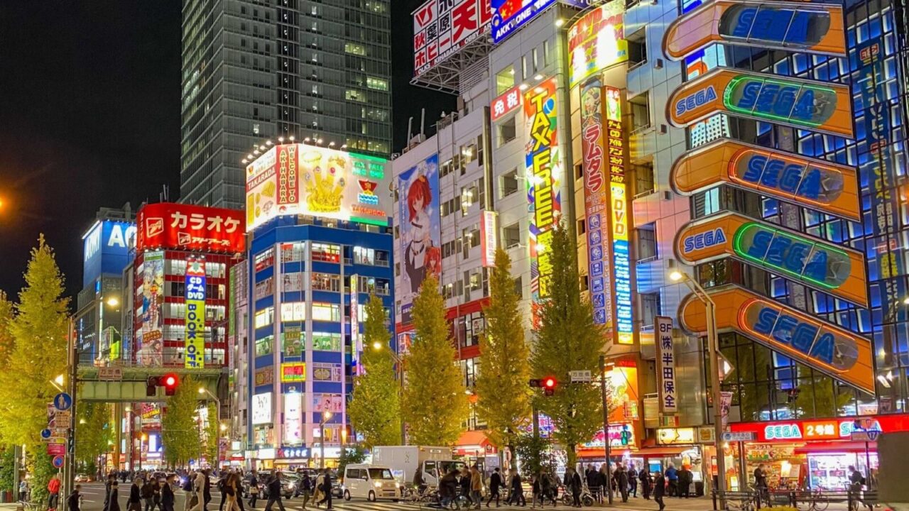 Where to Stay in Tokyo? Best Neighbourhoods & Accommodation Areas ...