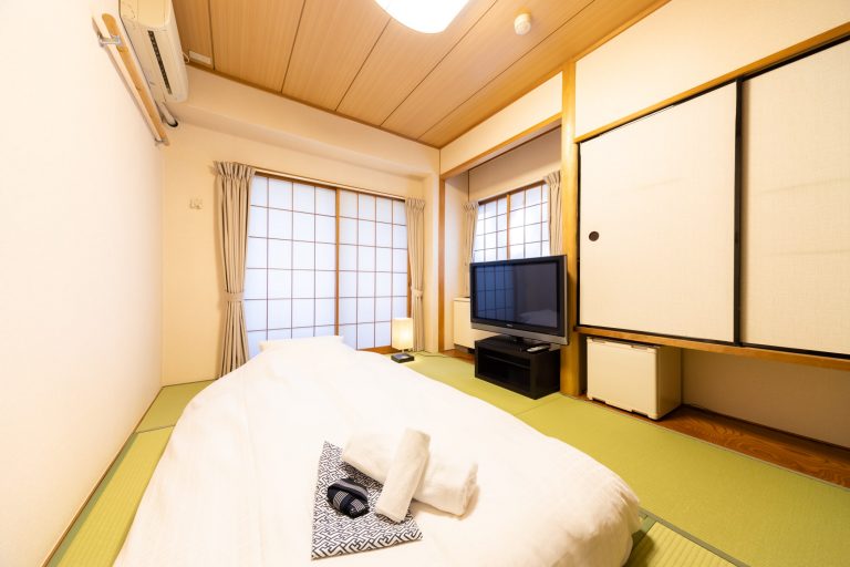 小型日式双床房 