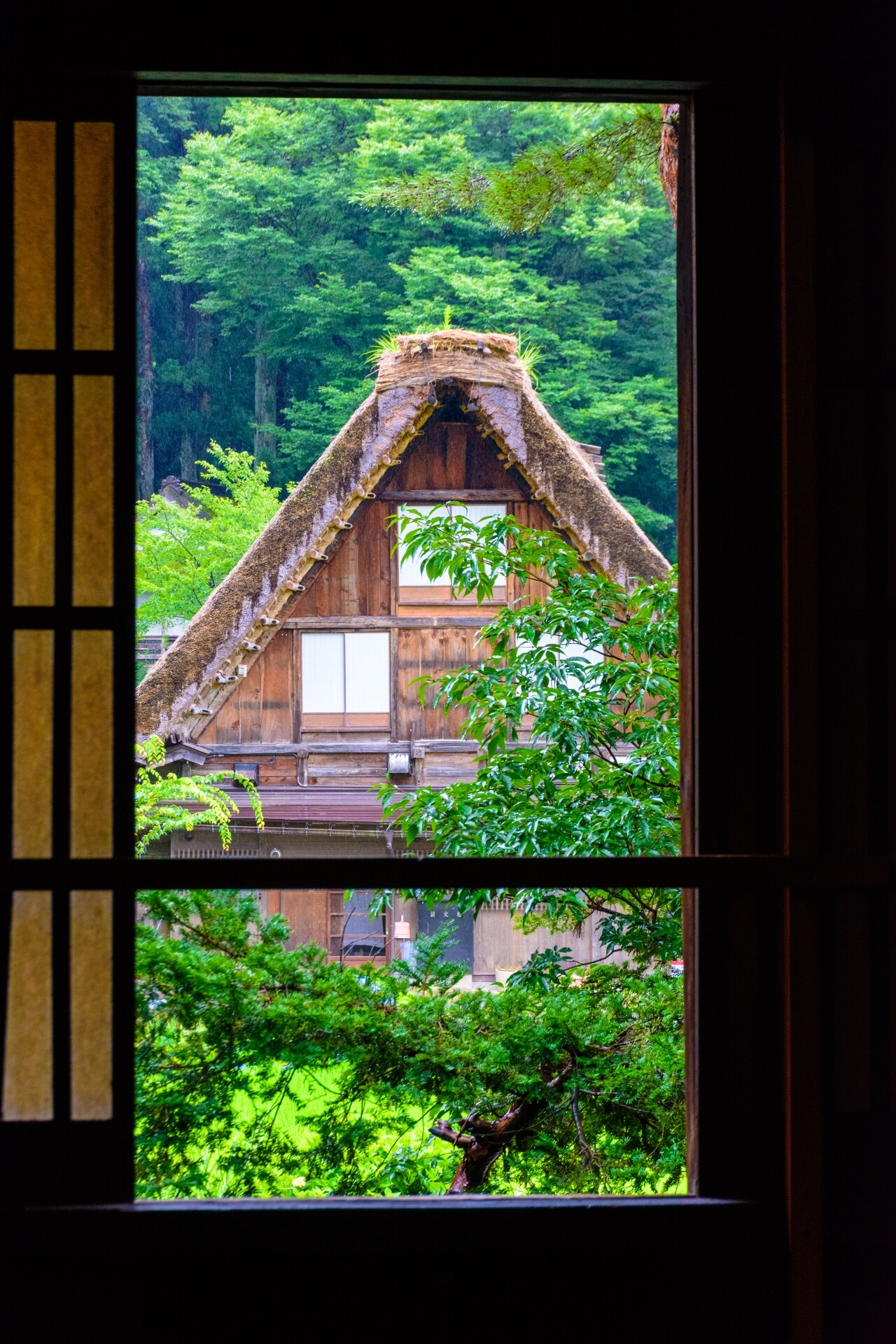 Discover Tradition & Beauty of Shirakawa-go 