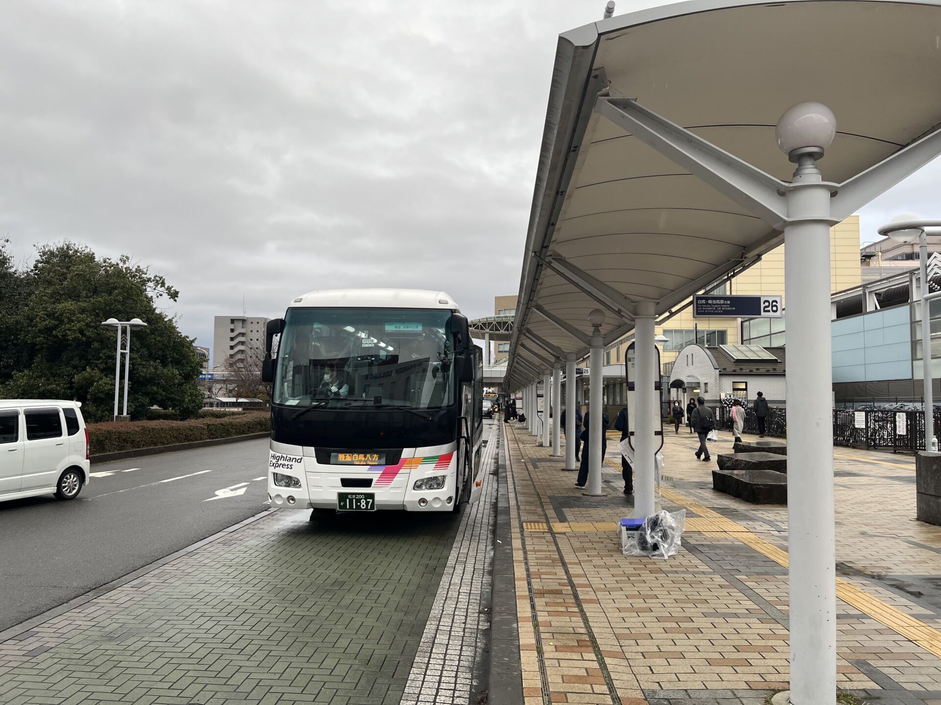 alpico-hakuba-express-bus