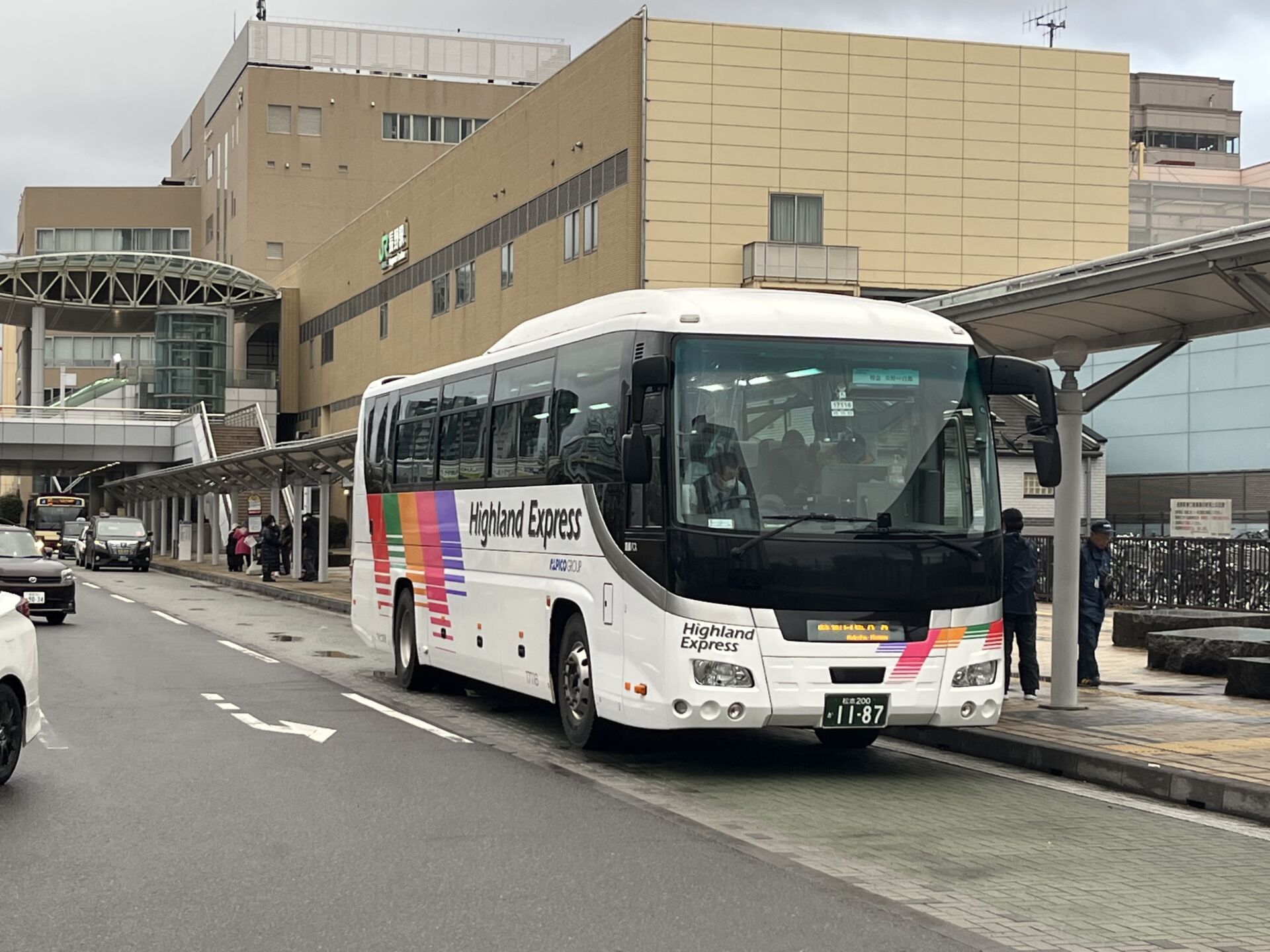 alpico-hakuba-express-bus