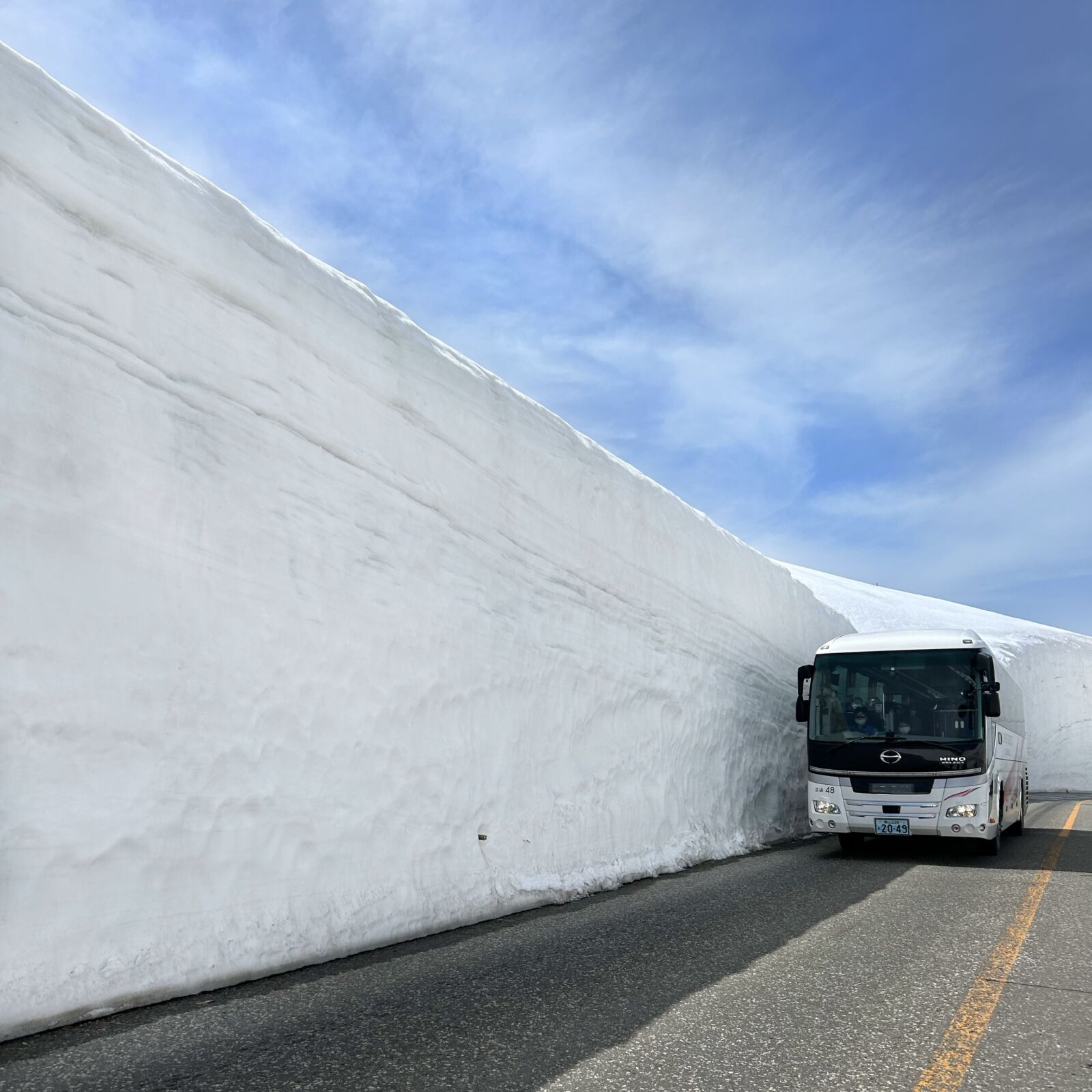 Discover the Winter Wonderland of Japan: A Journey Through the Snow ...