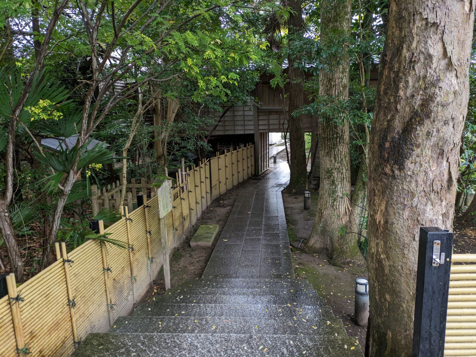kanazawa-teramachi-higashichayamachi-shrine