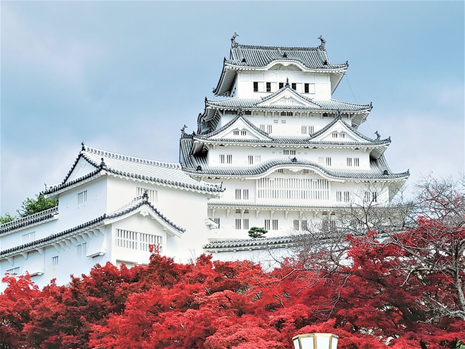 himeji-castle-fall