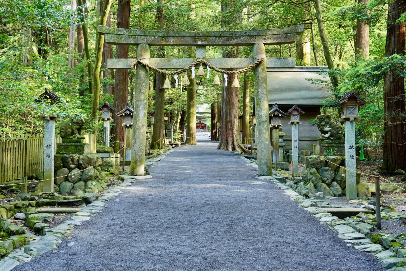 the-3-most-sacred-places-in-japan-explained-snow-monkey-resorts