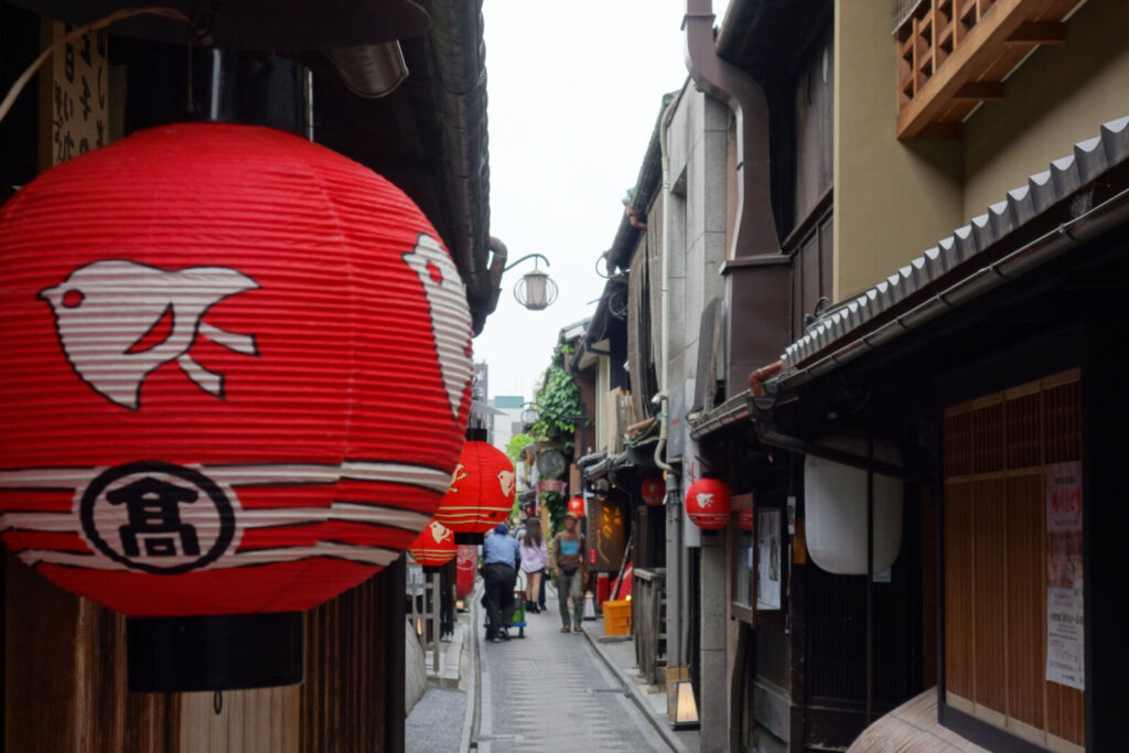 ponto-cho-street-kyoto