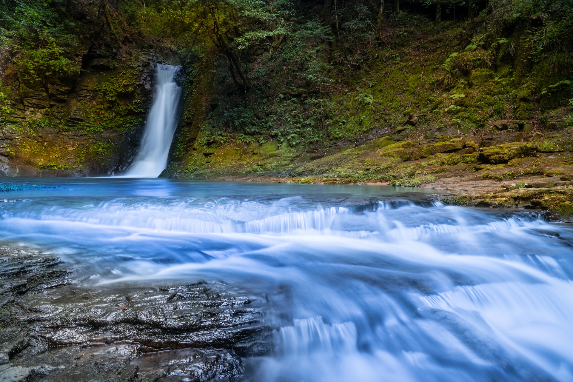 Hike the Akame 48 Waterfalls Trail - Snow Monkey Resorts