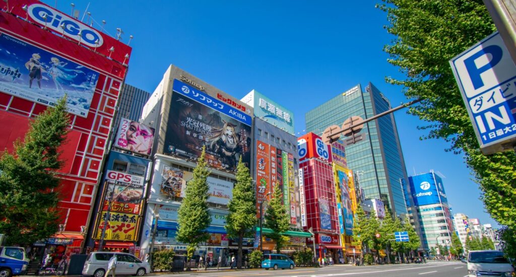 main street in Akihabara