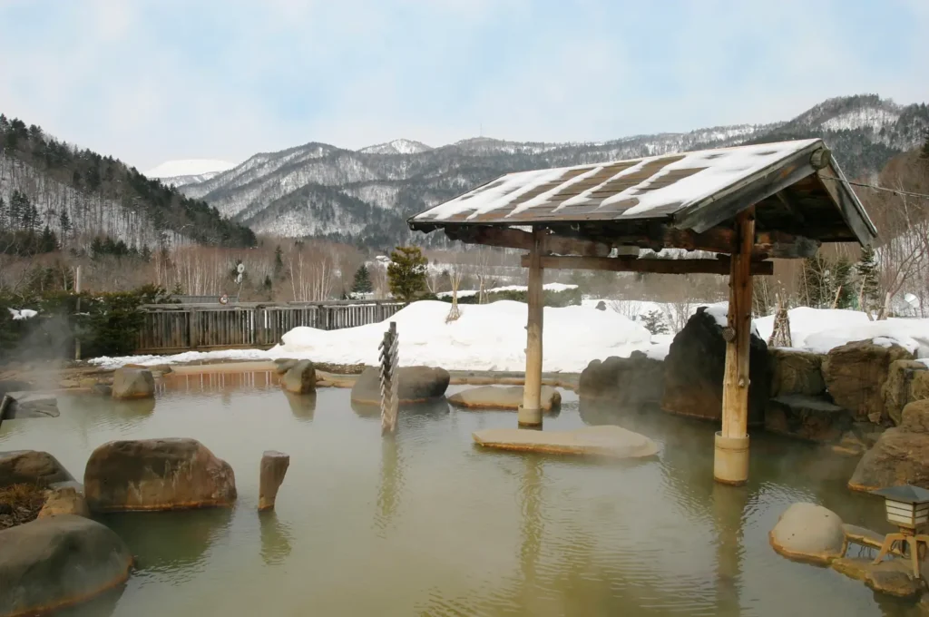 hokkaido-sapporo-hoheikyo-onsen-bath