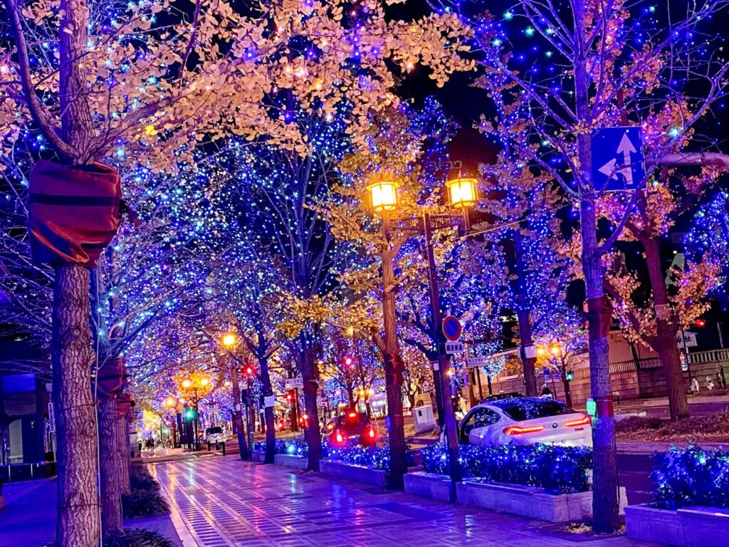 Osaka-midosuji-illumination-christmas