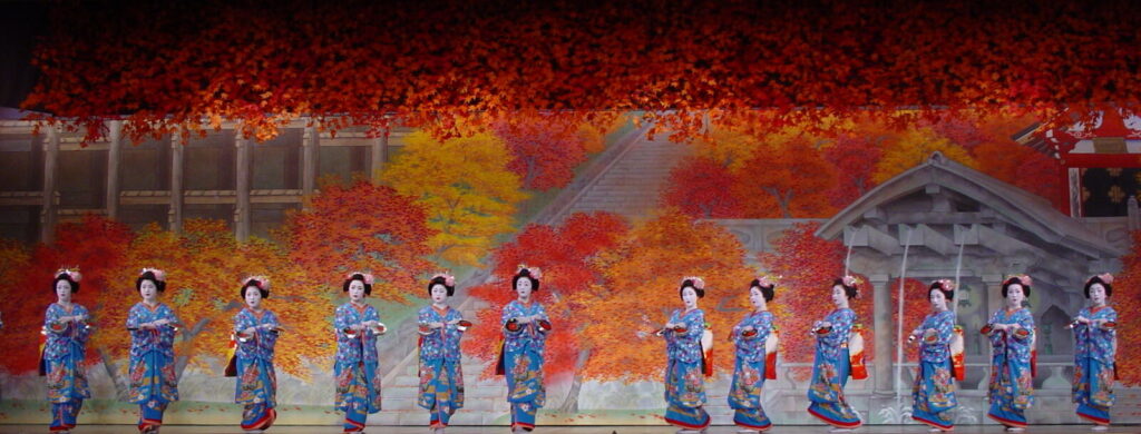 Maiko-at-Miyako-Odori-kyoto-geisha
