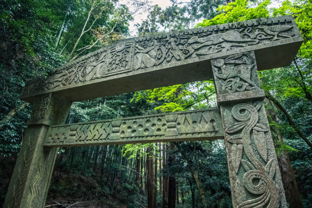 Oiwa-shrine-kyoto-torii