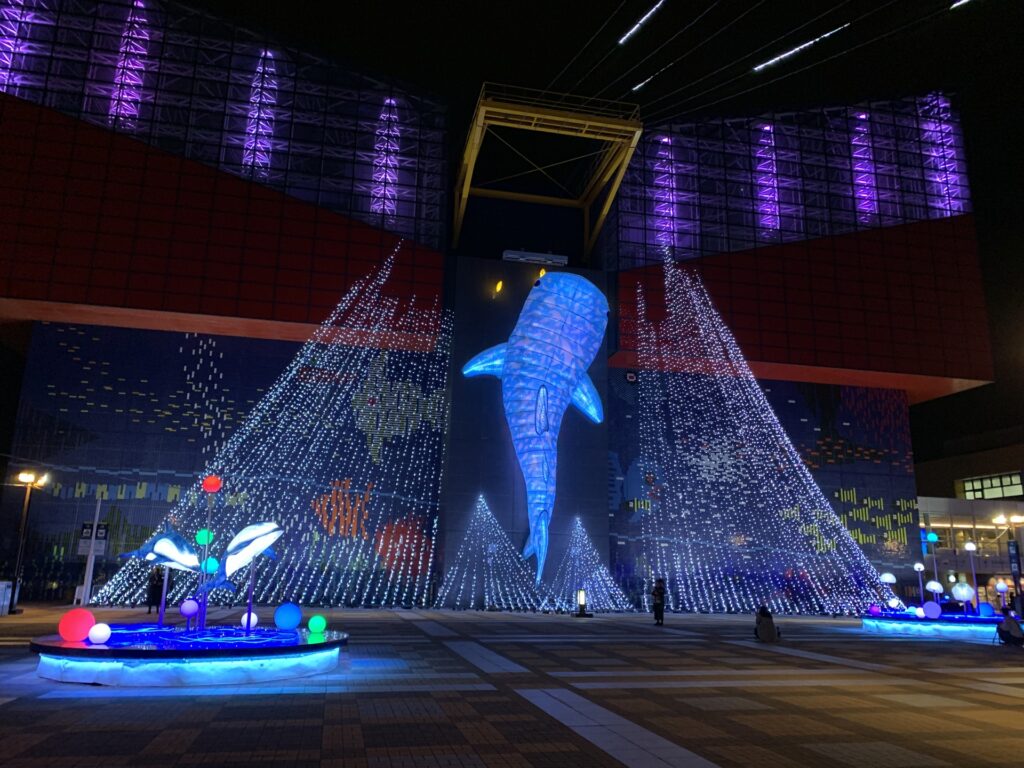 Kaiyukan-Aquarium-Osaka