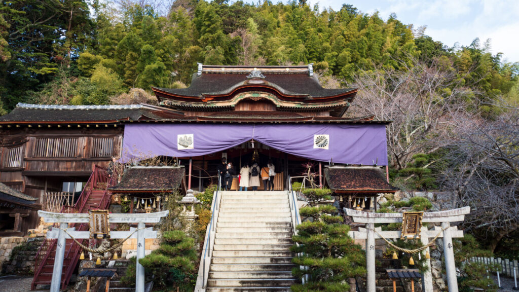 Tsukubusuma-Shrine-chikubu-island-shiga-kyoto
