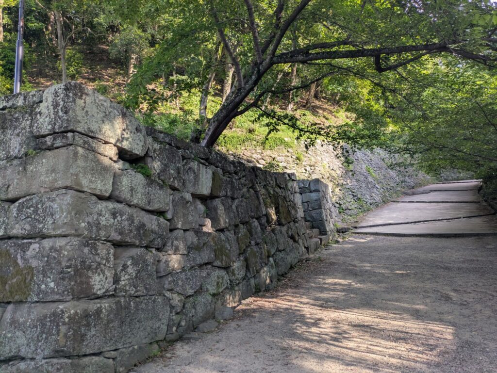 wakayama-castle