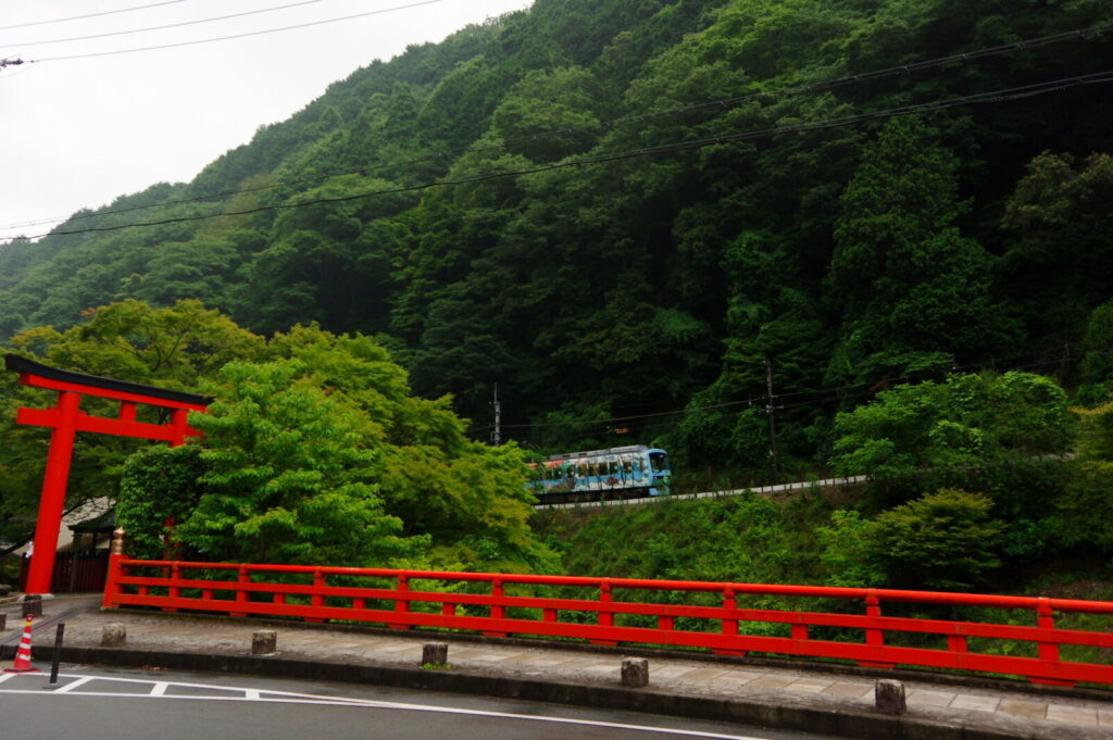 Kifune-jinja-shrine-kyoto-train