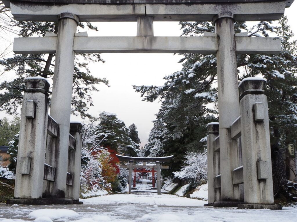 iwakiyama-shrine-aomori